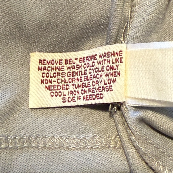 Mudd Floral Print Midi Dress with Belt - Picture 7 of 8